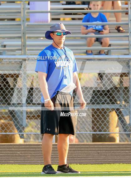 Thumbnail 2 in Grand Saline vs Rains photogallery.