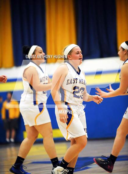 Thumbnail 3 in East Meadow vs.  Calhoun (Section 8 Class AA 1st Round Playoff) photogallery.