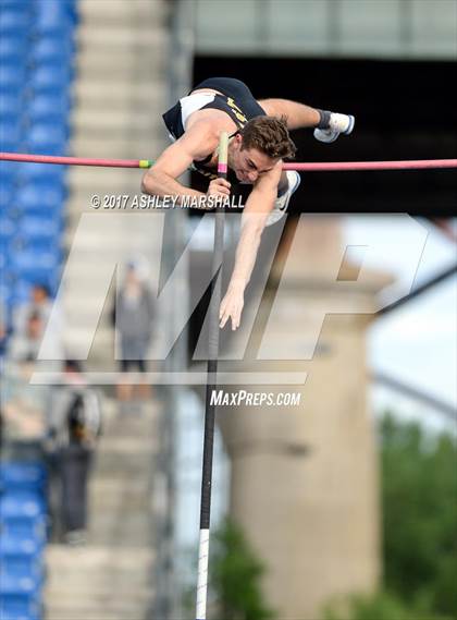 Thumbnail 2 in PSAL Brooklyn, Queens, Staten Island Championships (Boys Field Events) photogallery.