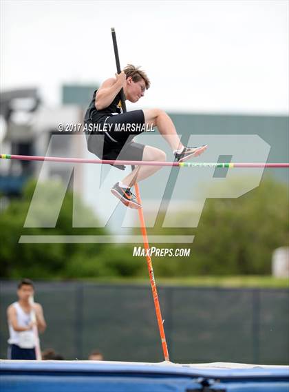 Thumbnail 2 in PSAL Brooklyn, Queens, Staten Island Championships (Boys Field Events) photogallery.