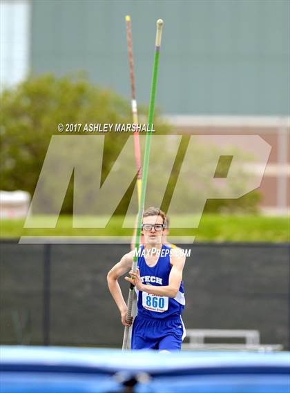Thumbnail 2 in PSAL Brooklyn, Queens, Staten Island Championships (Boys Field Events) photogallery.