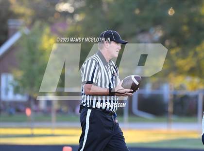 Thumbnail 2 in Belleville East @ Pekin photogallery.