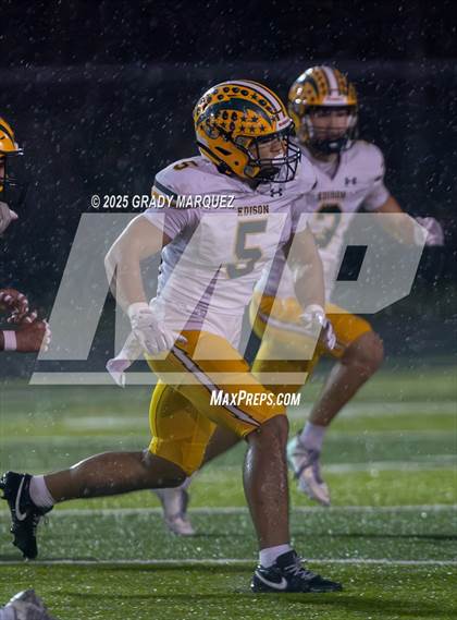 Thumbnail 1 in Inglewood vs. Edison (CIF SS Division 3 Round 2) photogallery.