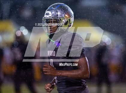 Thumbnail 3 in Inglewood vs. Edison (CIF SS Division 3 Round 2) photogallery.