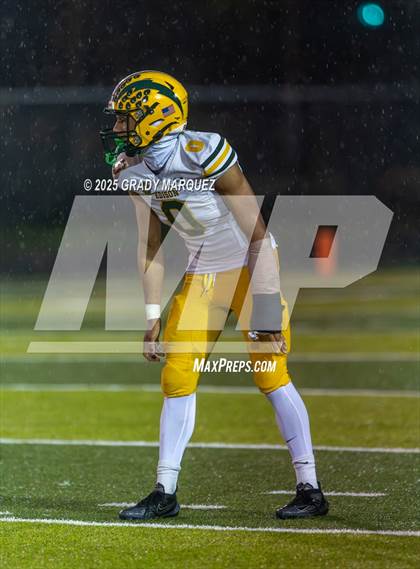 Thumbnail 1 in Inglewood vs. Edison (CIF SS Division 3 Round 2) photogallery.