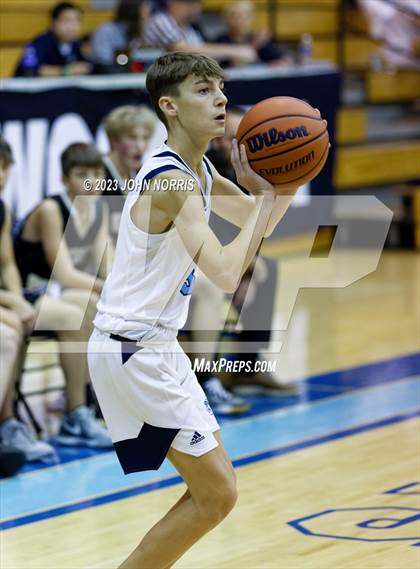 Thumbnail 2 in Churubusco @ Woodlan photogallery.