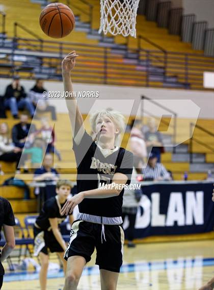 Thumbnail 1 in Churubusco @ Woodlan photogallery.