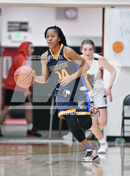 Thumbnail 3 in Ygnacio Valley vs. Redding Christian (Love of the Game) photogallery.