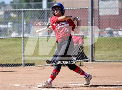 Thumbnail 1 in Elizabeth @ Sand Creek photogallery.