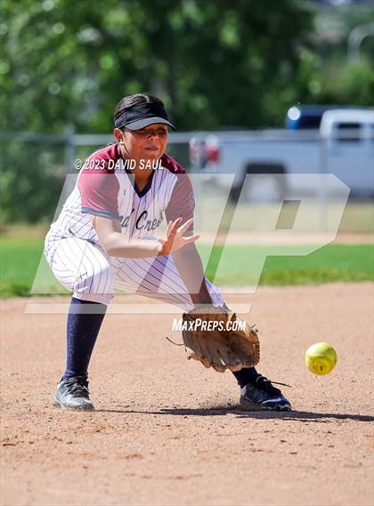 Thumbnail 3 in Elizabeth @ Sand Creek photogallery.