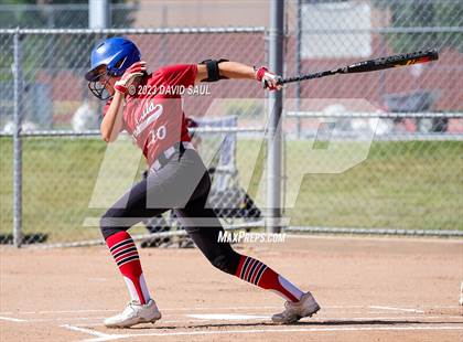Thumbnail 1 in Elizabeth @ Sand Creek photogallery.