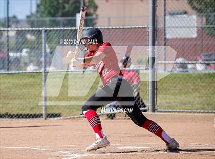 Thumbnail 3 in Elizabeth @ Sand Creek photogallery.