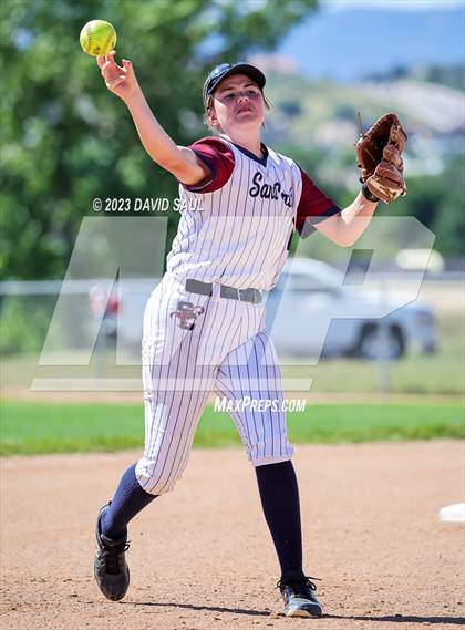 Thumbnail 3 in Elizabeth @ Sand Creek photogallery.