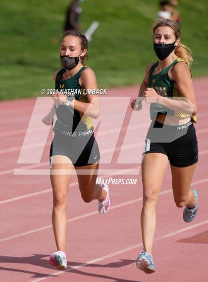 Thumbnail 1 in Albuquerque Academy Track Meet photogallery.