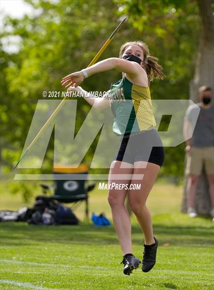 Thumbnail 3 in Albuquerque Academy Track Meet photogallery.