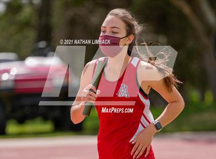Thumbnail 1 in Albuquerque Academy Track Meet photogallery.