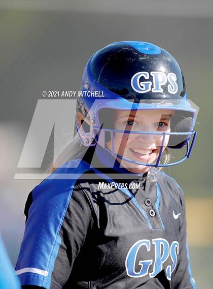 Thumbnail 3 in Sale Crek vs GPS photogallery.