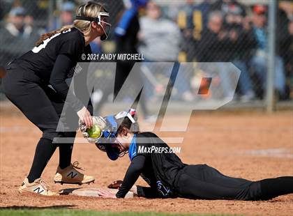 Thumbnail 2 in Sale Crek vs GPS photogallery.
