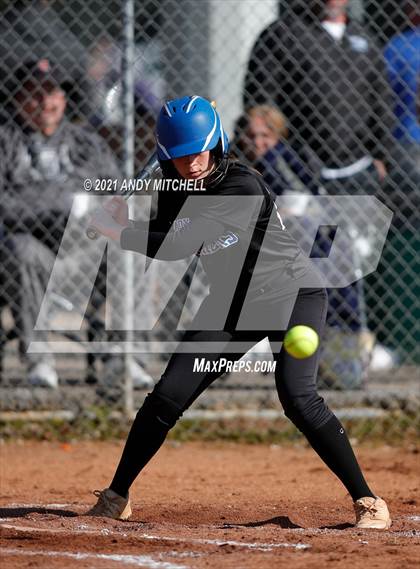 Thumbnail 1 in Sale Crek vs GPS photogallery.