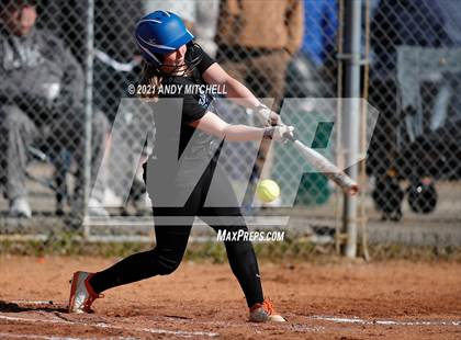 Thumbnail 1 in Sale Crek vs GPS photogallery.