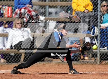 Thumbnail 2 in Sale Crek vs GPS photogallery.