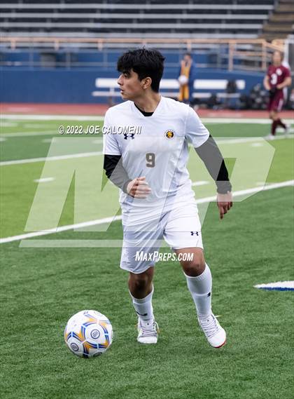 Thumbnail 3 in Flour Bluff vs Pieper (Alamo Heights Invitational) photogallery.