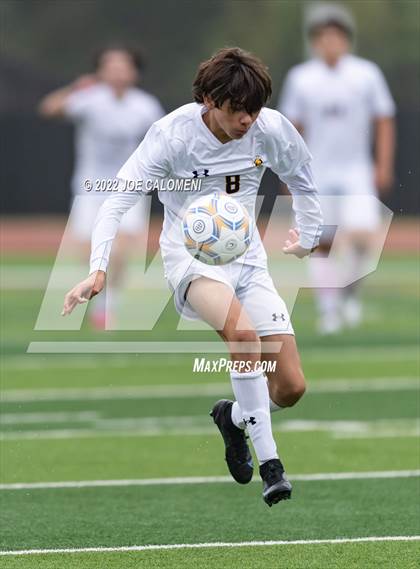 Thumbnail 2 in Flour Bluff vs Pieper (Alamo Heights Invitational) photogallery.
