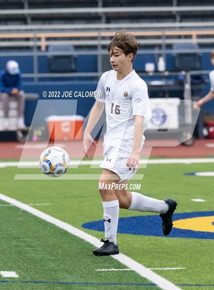 Thumbnail 2 in Flour Bluff vs Pieper (Alamo Heights Invitational) photogallery.