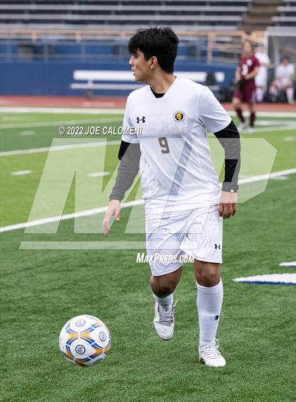 Thumbnail 2 in Flour Bluff vs Pieper (Alamo Heights Invitational) photogallery.