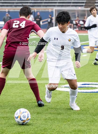 Thumbnail 2 in Flour Bluff vs Pieper (Alamo Heights Invitational) photogallery.