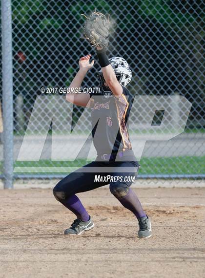 Thumbnail 1 in Elkhorn @ Westosha Central photogallery.