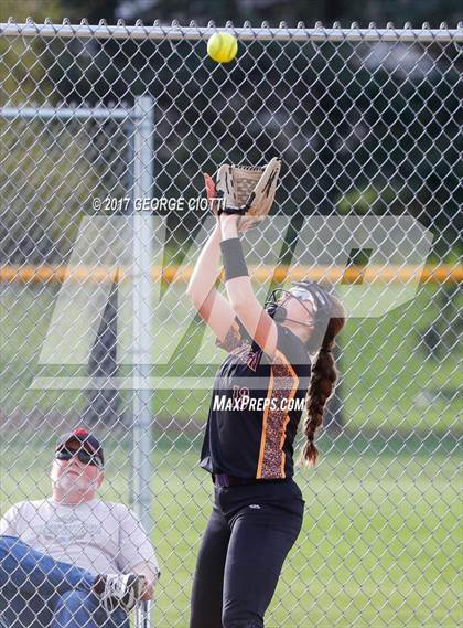 Thumbnail 1 in Elkhorn @ Westosha Central photogallery.
