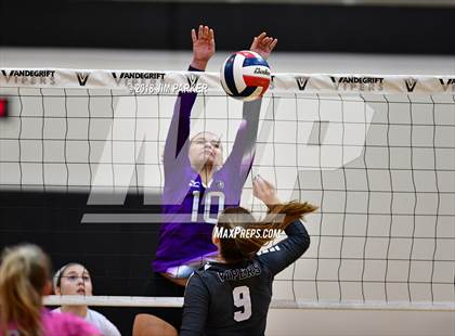 Thumbnail 3 in Cedar Ridge @ Vandegrift photogallery.