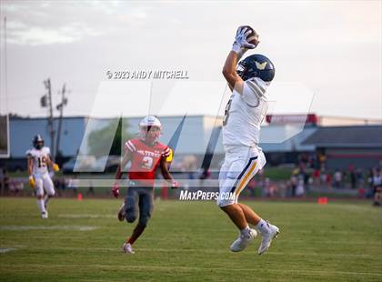 Thumbnail 1 in Walker Valley @ Ooltewah photogallery.