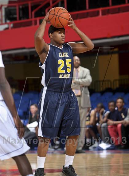 Thumbnail 2 in Clark Academy vs Martin Luther King, Jr. (Section 1 Class D Semifinal) photogallery.