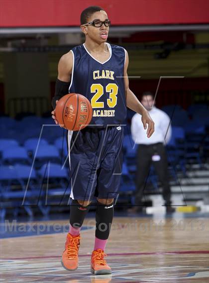 Thumbnail 3 in Clark Academy vs Martin Luther King, Jr. (Section 1 Class D Semifinal) photogallery.