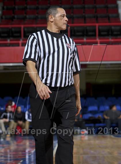 Thumbnail 2 in Clark Academy vs Martin Luther King, Jr. (Section 1 Class D Semifinal) photogallery.