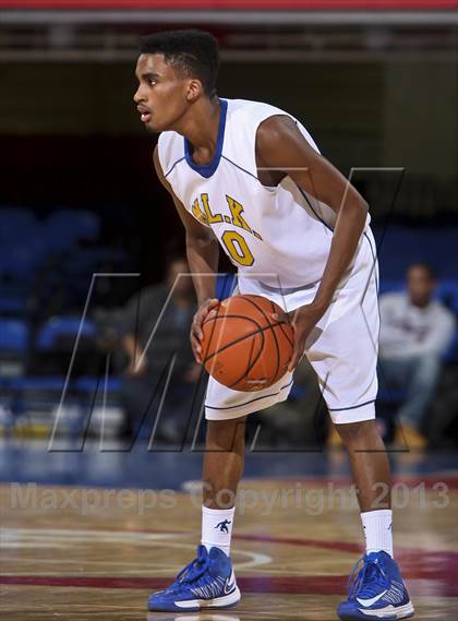 Thumbnail 3 in Clark Academy vs Martin Luther King, Jr. (Section 1 Class D Semifinal) photogallery.
