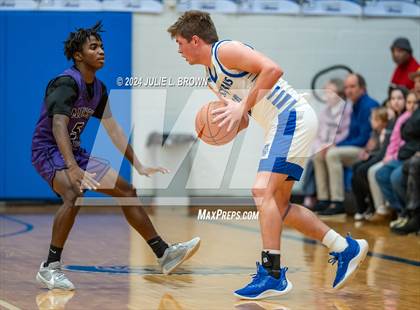 Thumbnail 1 in Muncie Central @ Indianapolis Bishop Chatard photogallery.