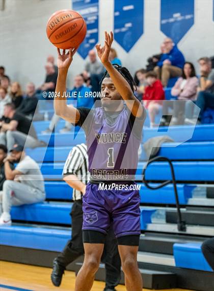 Thumbnail 1 in Muncie Central @ Indianapolis Bishop Chatard photogallery.