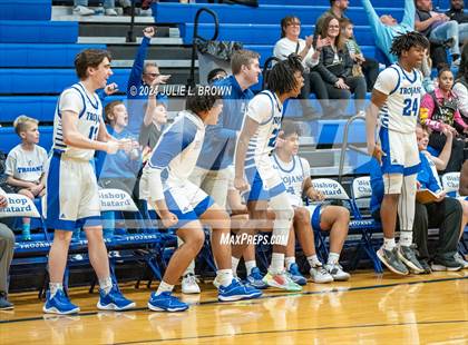 Thumbnail 2 in Muncie Central @ Indianapolis Bishop Chatard photogallery.