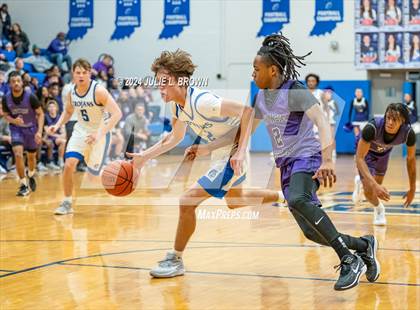 Thumbnail 2 in Muncie Central @ Indianapolis Bishop Chatard photogallery.