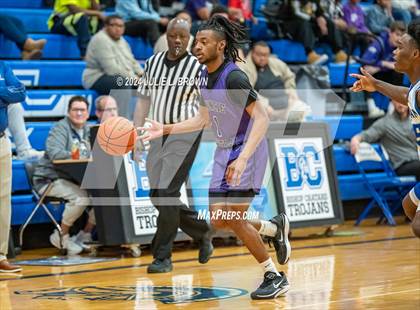 Thumbnail 3 in Muncie Central @ Indianapolis Bishop Chatard photogallery.