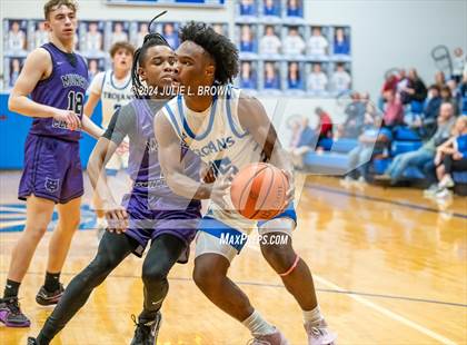 Thumbnail 1 in Muncie Central @ Indianapolis Bishop Chatard photogallery.