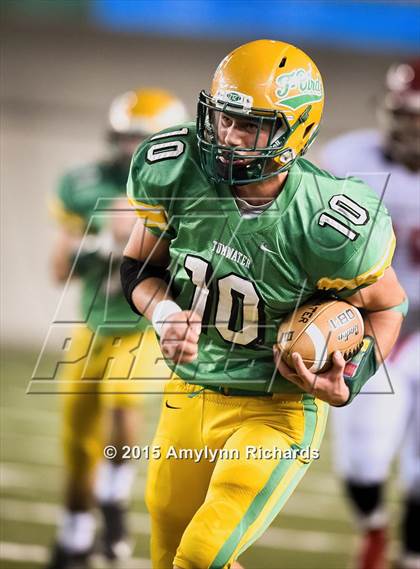 Thumbnail 3 in Archbishop Murphy vs. Tumwater (WIAA 2A Semifinal) photogallery.