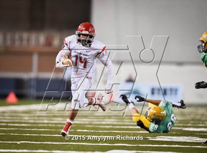 Thumbnail 2 in Archbishop Murphy vs. Tumwater (WIAA 2A Semifinal) photogallery.
