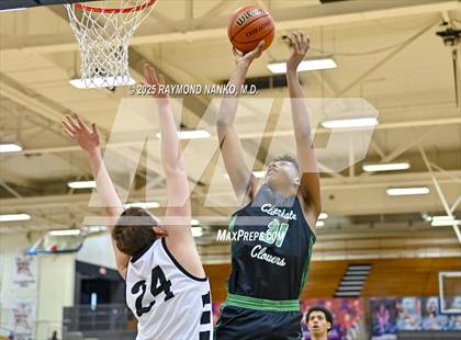 Thumbnail 3 in South Vermillion vs. Cloverdale (First Financial Classic) photogallery.