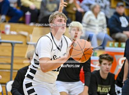 Thumbnail 3 in South Vermillion vs. Cloverdale (First Financial Classic) photogallery.