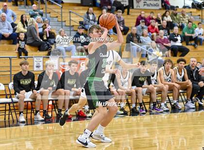 Thumbnail 3 in South Vermillion vs. Cloverdale (First Financial Classic) photogallery.