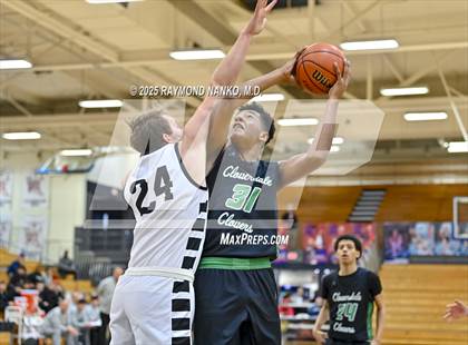 Thumbnail 2 in South Vermillion vs. Cloverdale (First Financial Classic) photogallery.